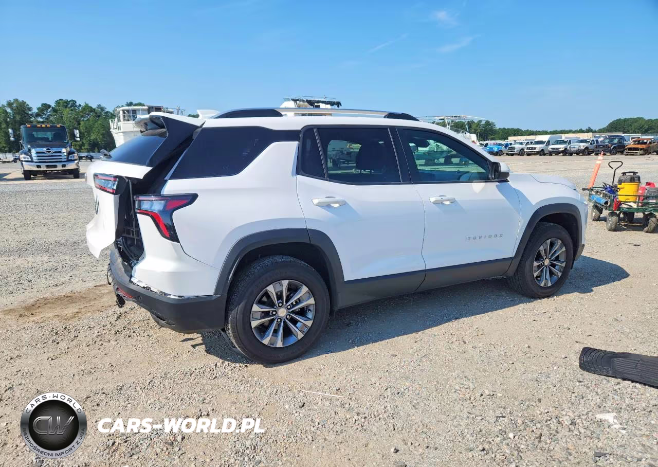 2025 Chevrolet Equinox Lt VIN:3GNAXHEG1SL287768 - 3