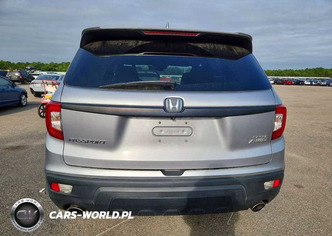 2019 Honda Passport Sport VIN:5FNYF8H20KB024325 - 6