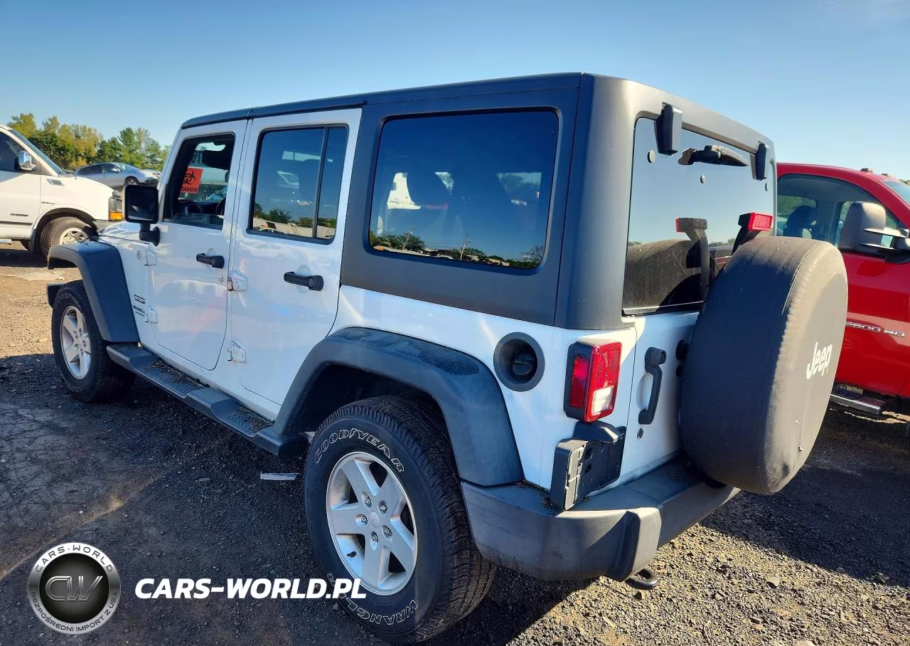 2015 Jeep Wrangler Unlimited Sport VIN:1C4BJWDG1FL590412 - 2