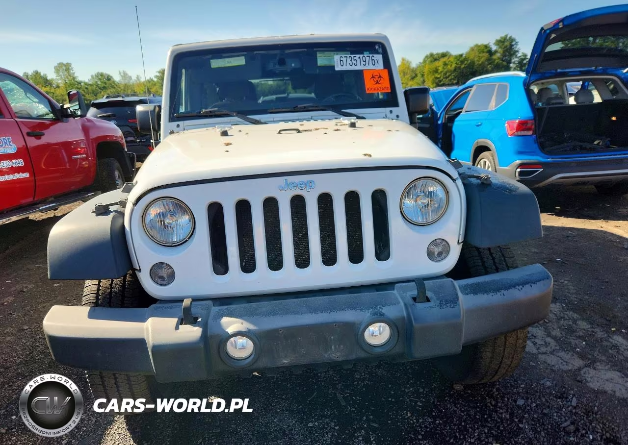 2015 Jeep Wrangler Unlimited Sport VIN:1C4BJWDG1FL590412 - 5