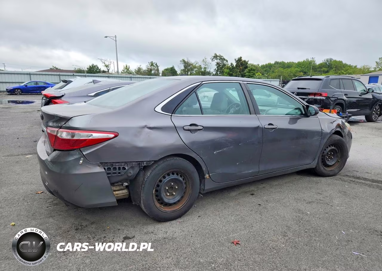 2015 Toyota Camry Le VIN:4T4BF1FK8FR454196 - 3