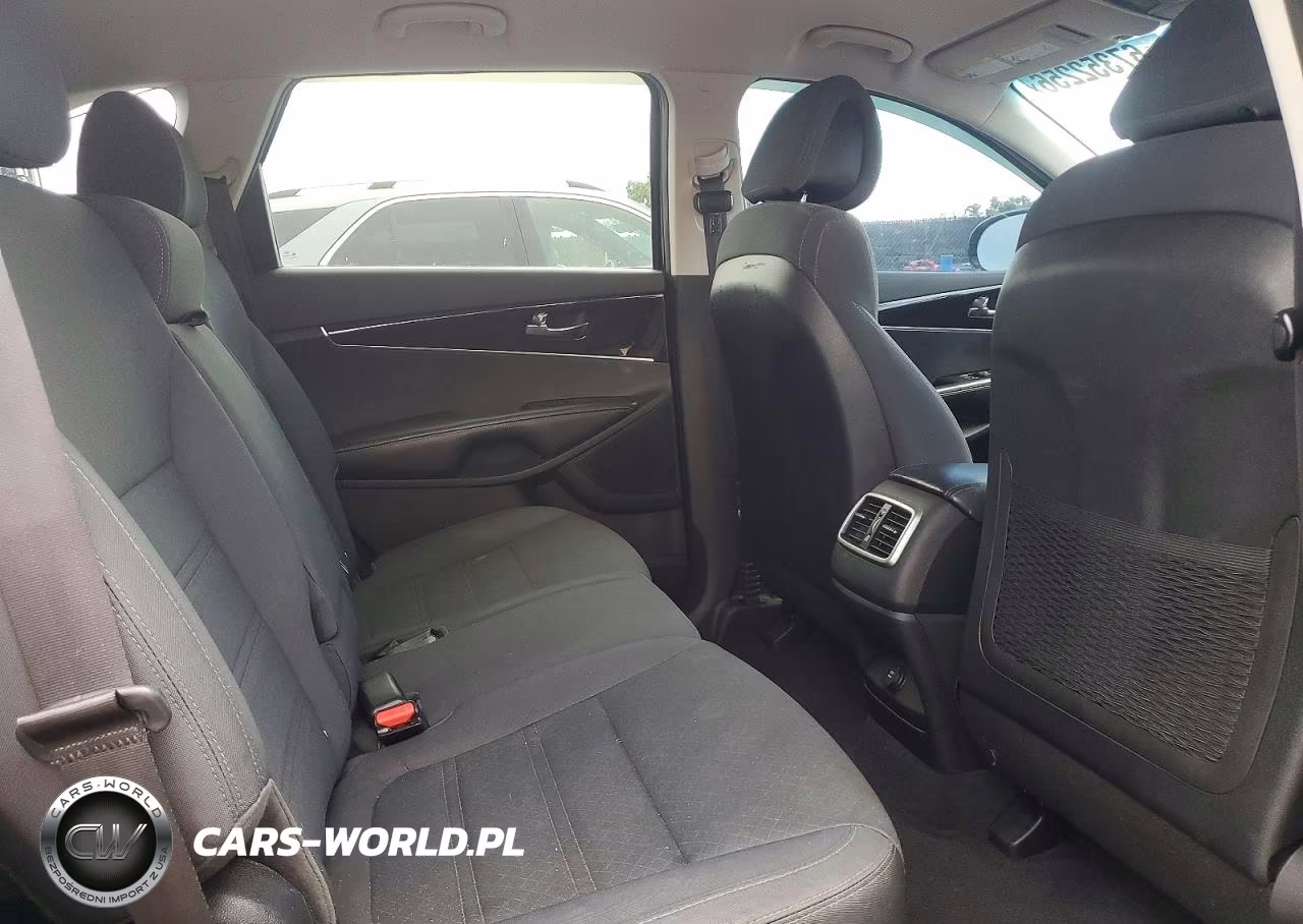 2023 Kia Sorento L VIN:5XYPG4A3XGG119060 - 11