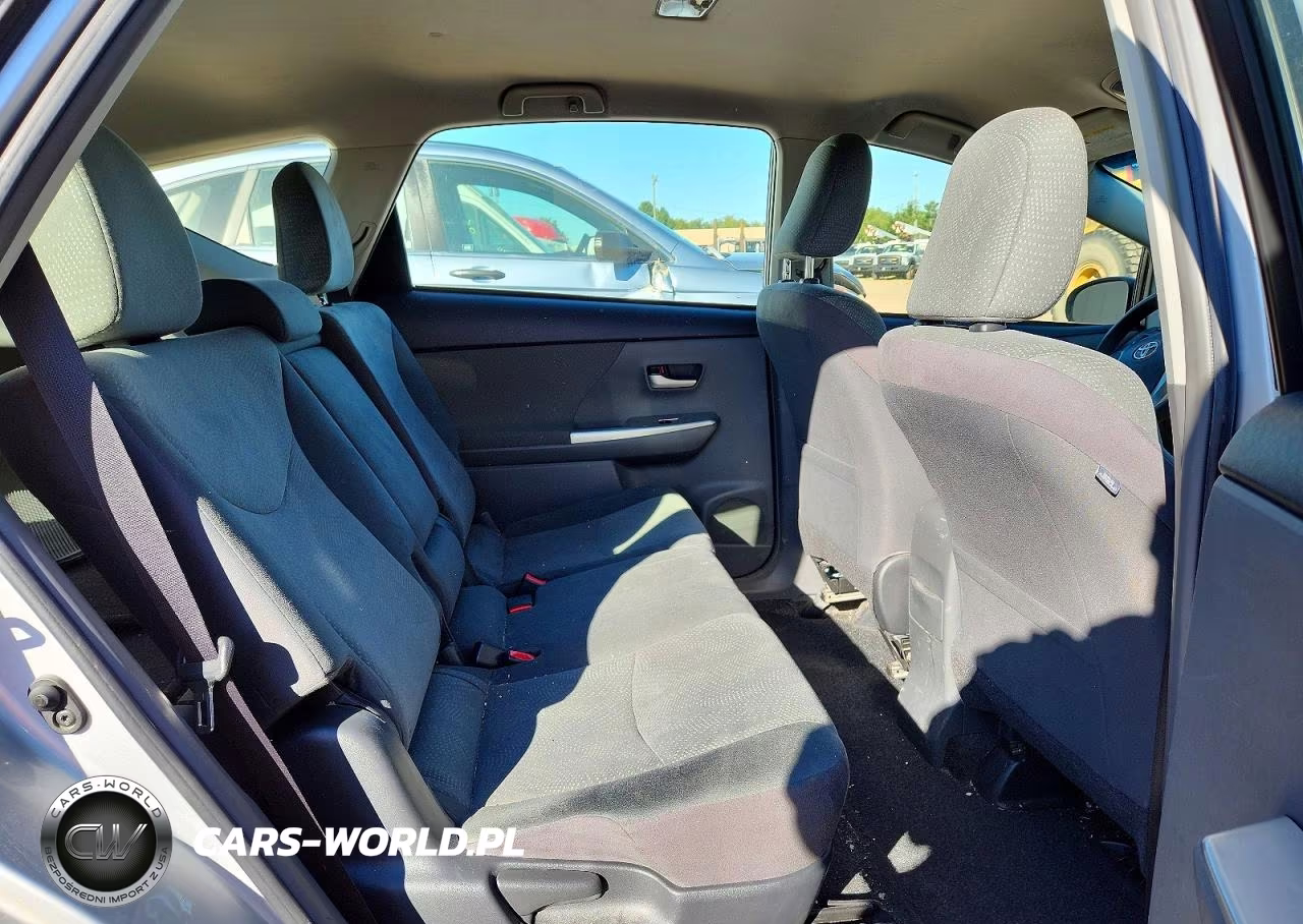 2014 Toyota Prius V Three VIN:JTDZN3EUXEJ007576 - 11