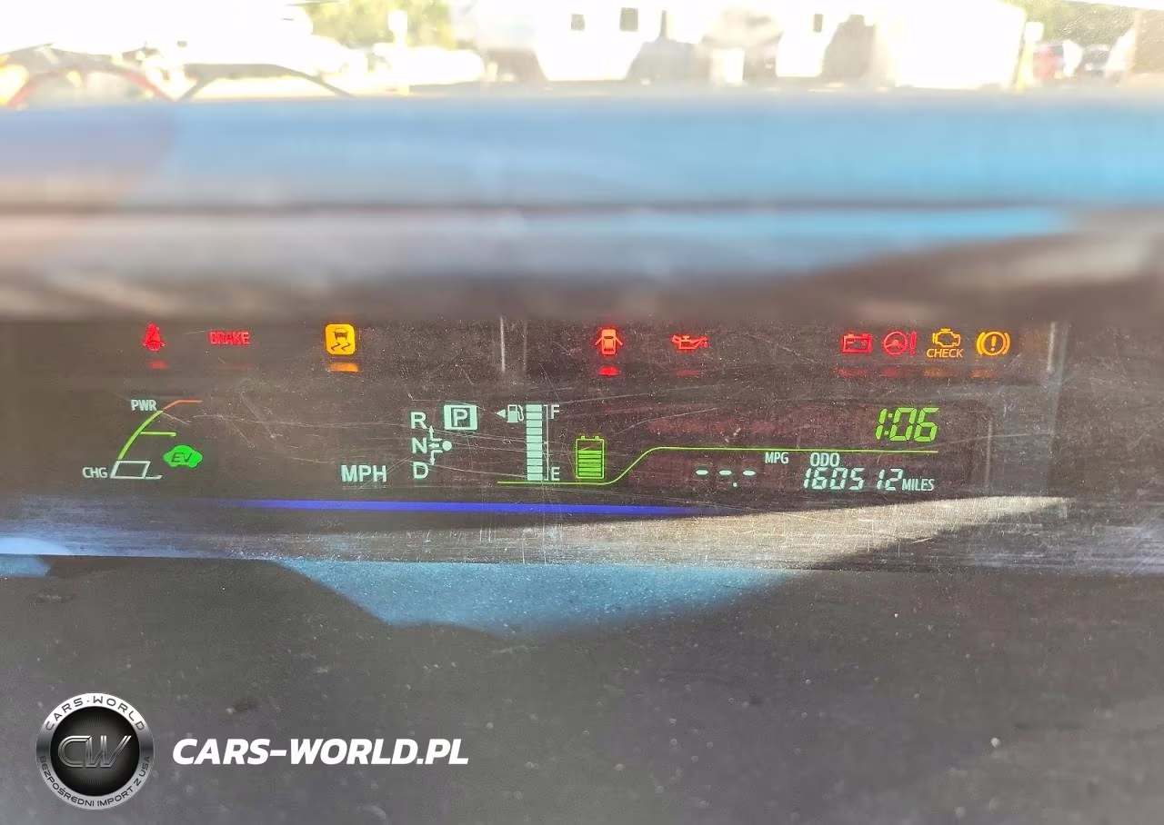 2014 Toyota Prius V Three VIN:JTDZN3EUXEJ007576 - 9