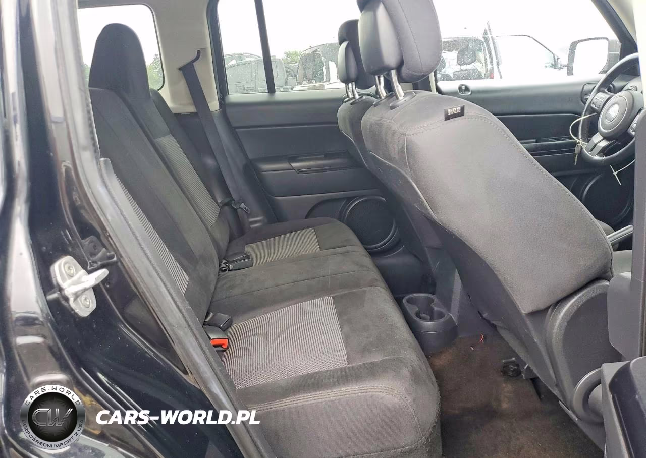 2014 Jeep Patriot Latitude VIN:1C4NJPFA2ED503251 - 10