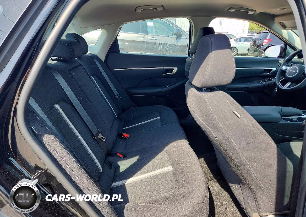 2025 Hyundai Sonata Sel VIN:KMHL64JA0SA505569 - 10