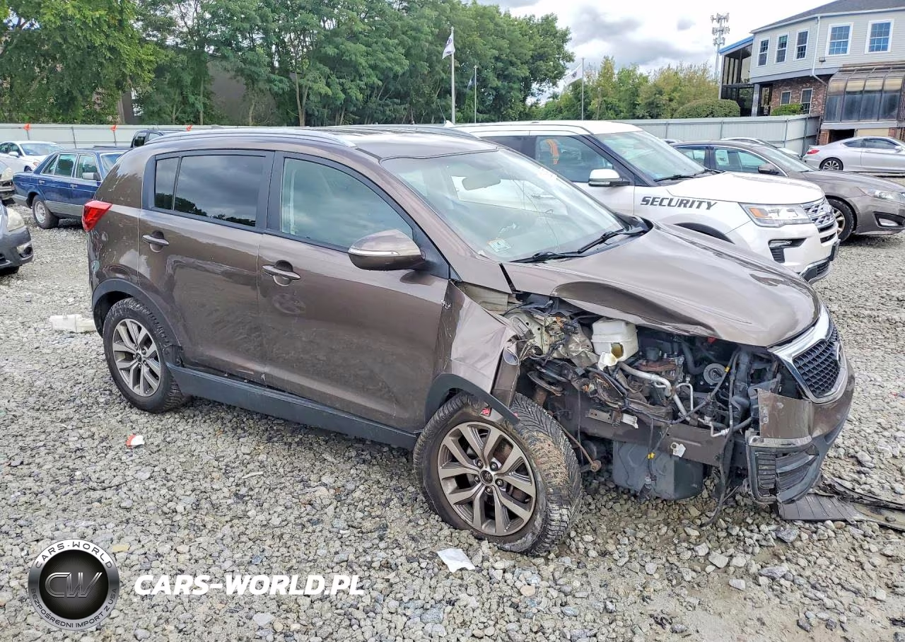 2015 Kia Sportage Lx VIN:KNDPBCAC9F7713675 - 4