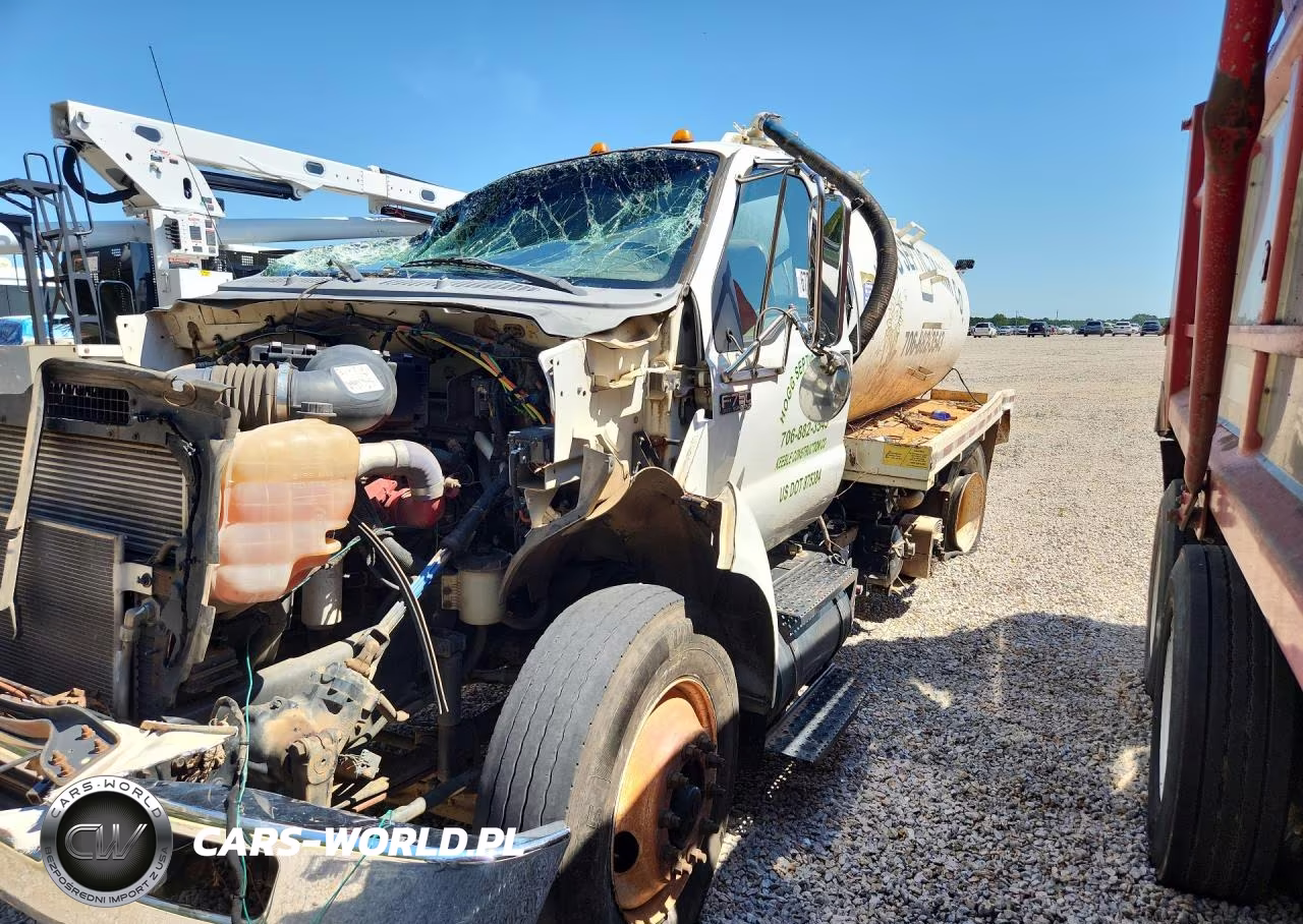 2015 Ford F750 Super Duty Septic Truck – zdjęcie 1 z 13