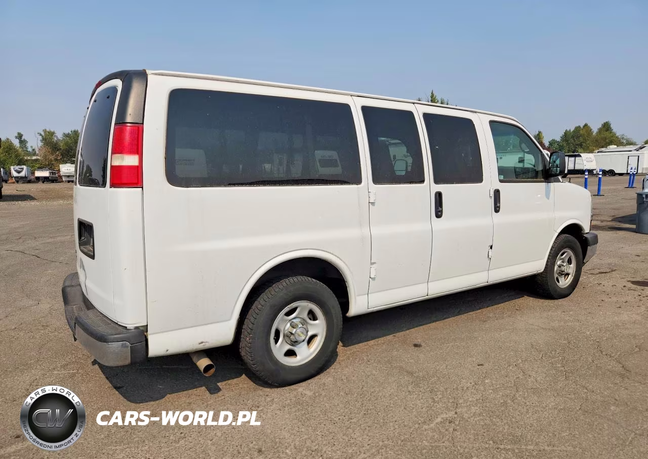 2008 Chev Express VIN:1GNFH154X81131731 - 3