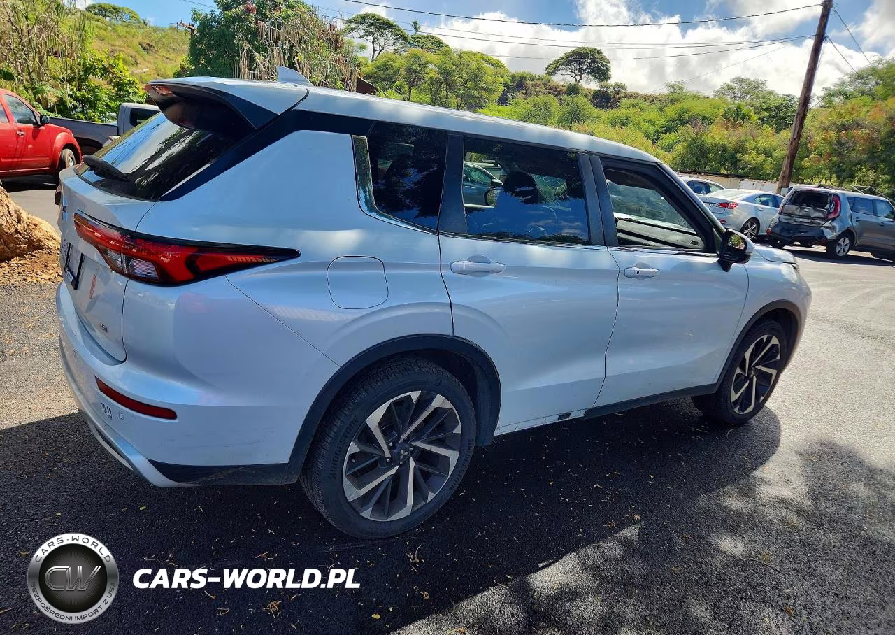 2022 Mitsubishi Outlander Se VIN:JA4J3UA81NZ032041 - 3