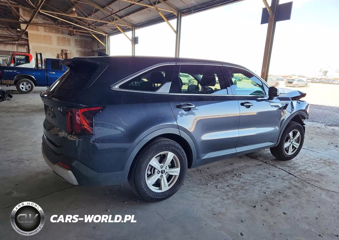 2026 Kia Sorento Lx VIN:5XYRG4JC0TG424456 - 3