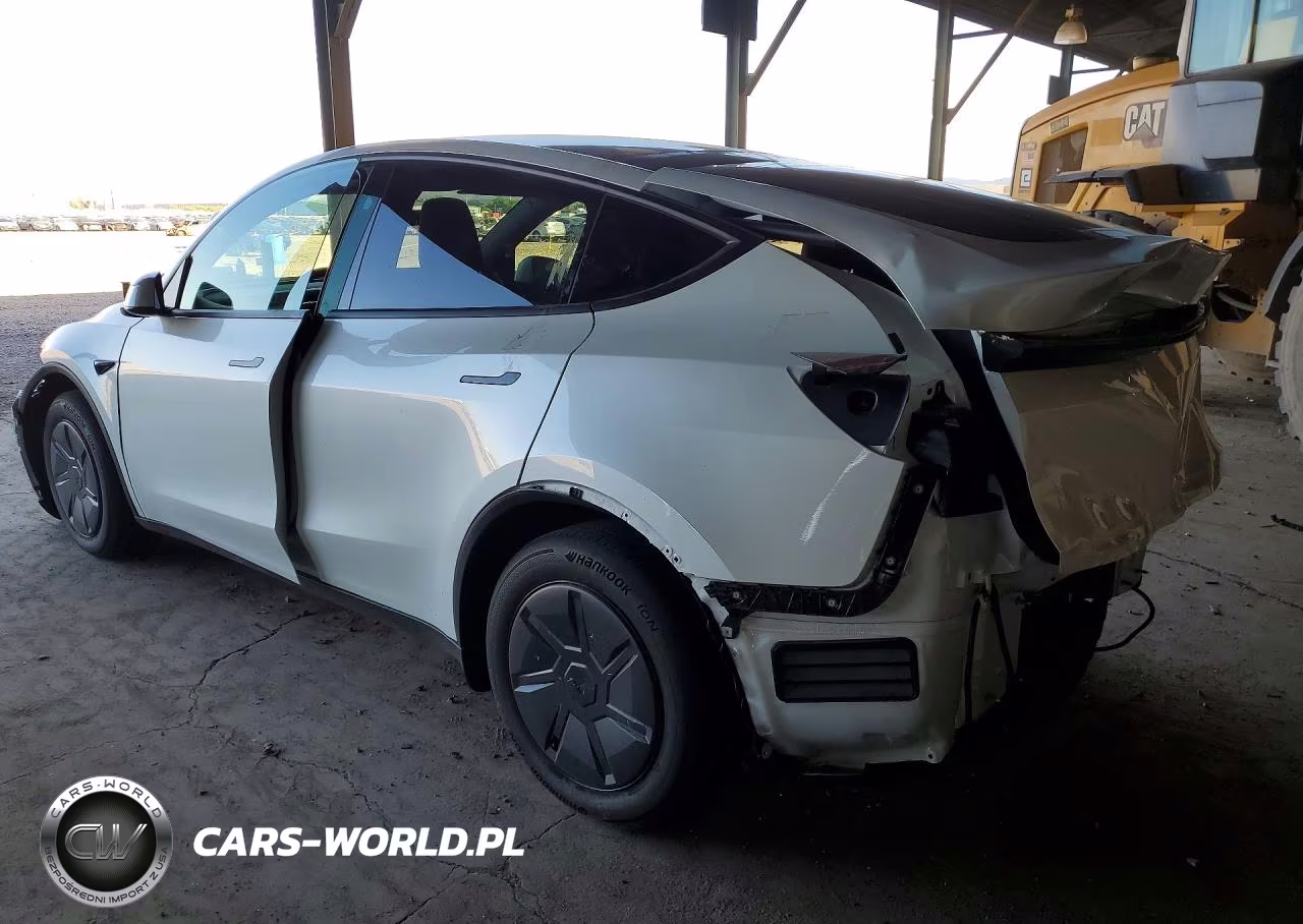 2026 Tesla Model Y VIN:7SAYGDED7TA623963 - 2