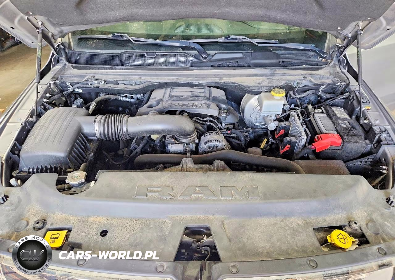 2022 Ram 1500 Laramie VIN:1C6SRFJT6NN163344 - 11