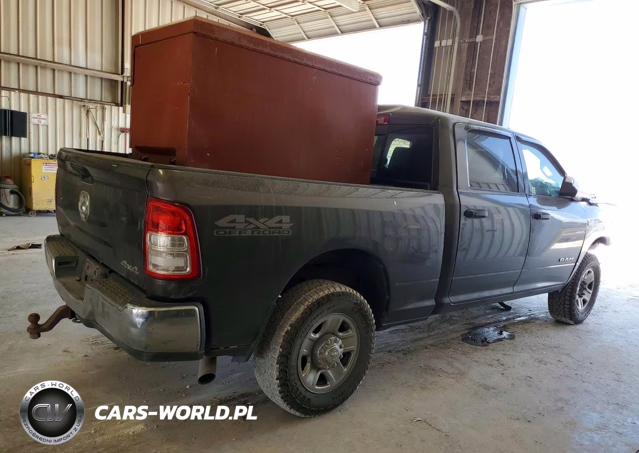 2019 Ram 2500 Tradesman VIN:3C6UR5CJ9KG685808 - 3