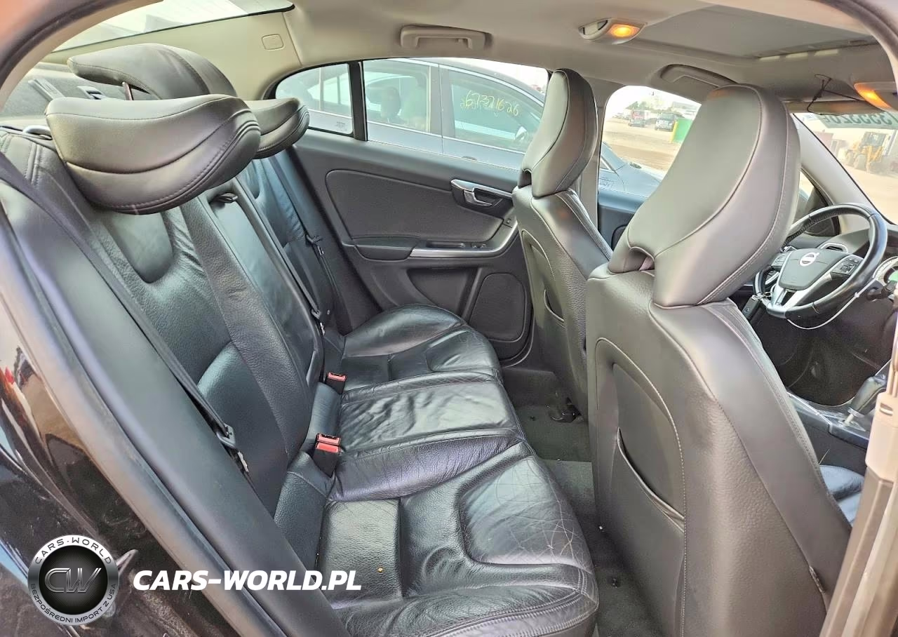 2012 Volvo S60 T5 VIN:YV1622FS5C2133672 - 10