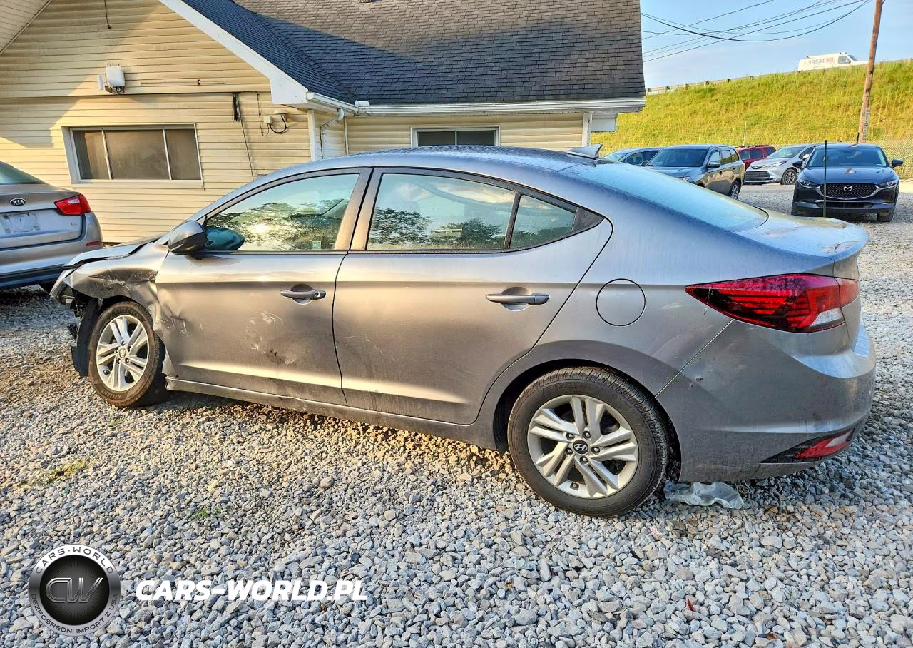 2019 Hyundai Elantra Sel VIN:5NPD84LF0KH412975 - 2