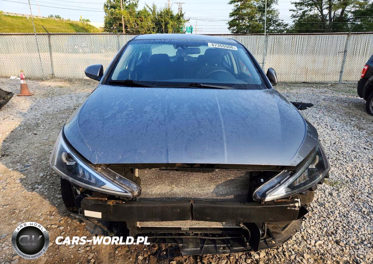 2019 Hyundai Elantra Sel VIN:5NPD84LF0KH412975 - 5