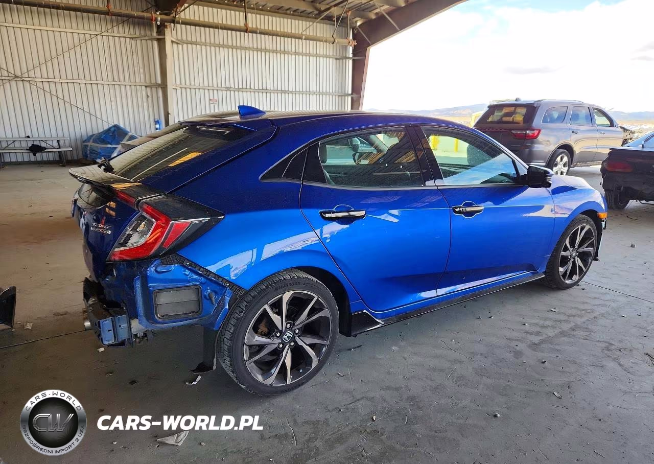 2019 Honda Civic Sport Touring VIN:SHHFK7H98KU417644 - 3