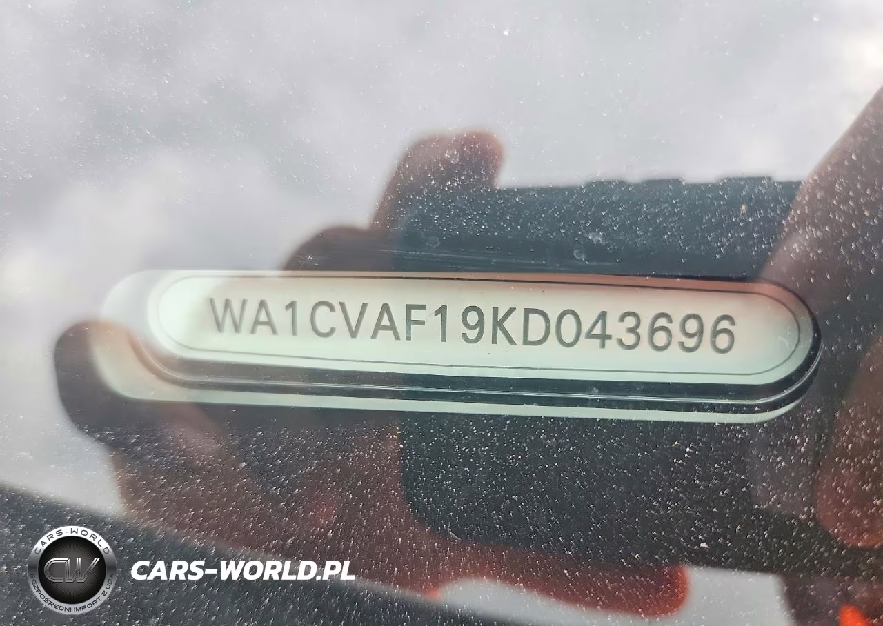 2019 Audi Q8 Prestige VIN:WA1CVAF19KD043696 - 13