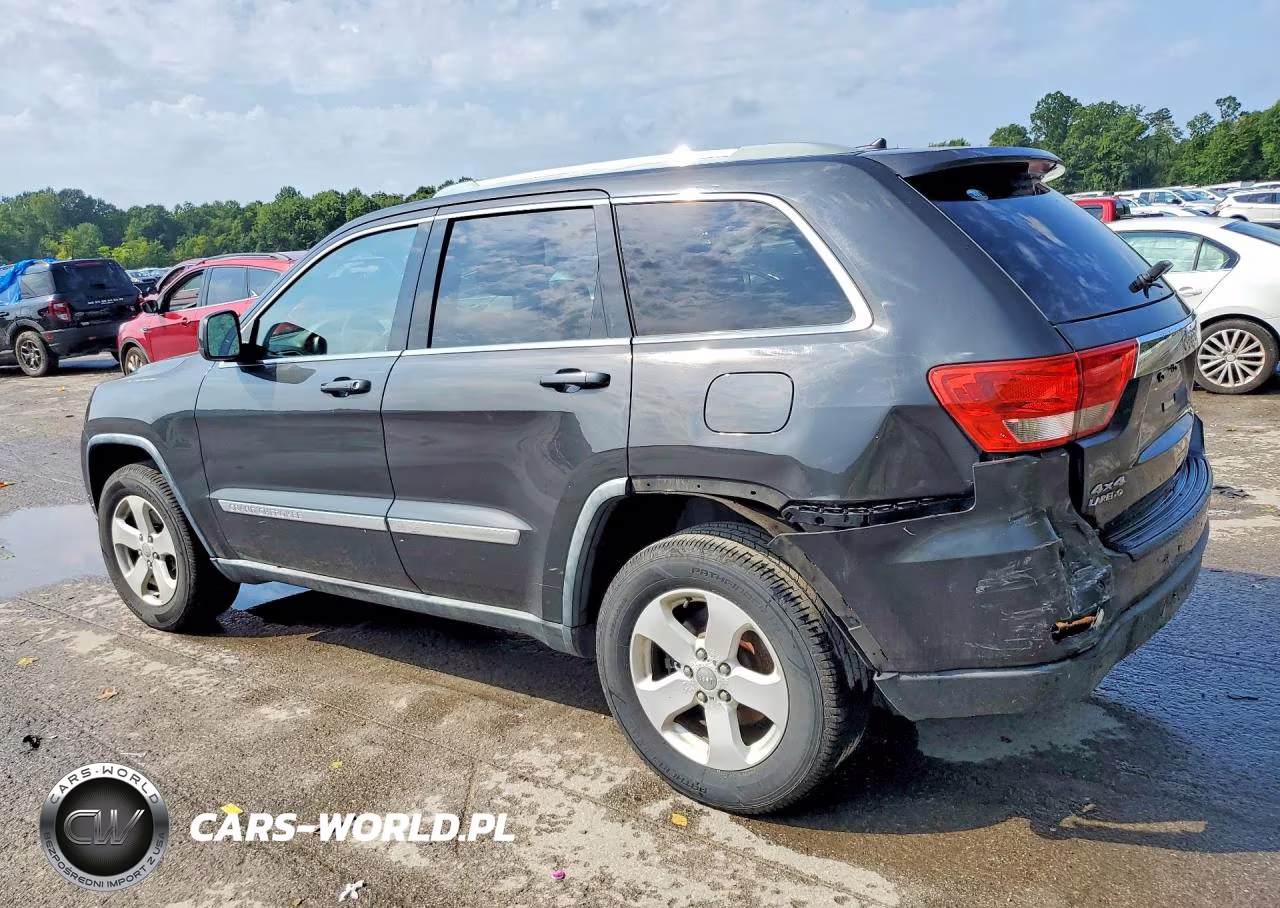 2011 Jeep Grand Cherokee Laredo VIN:1J4RR4GG1BC544073 - 2