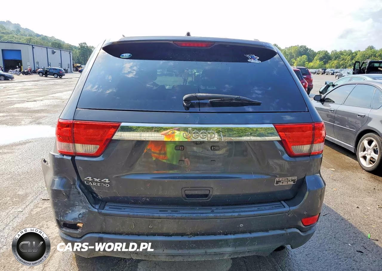 2011 Jeep Grand Cherokee Laredo VIN:1J4RR4GG1BC544073 - 6