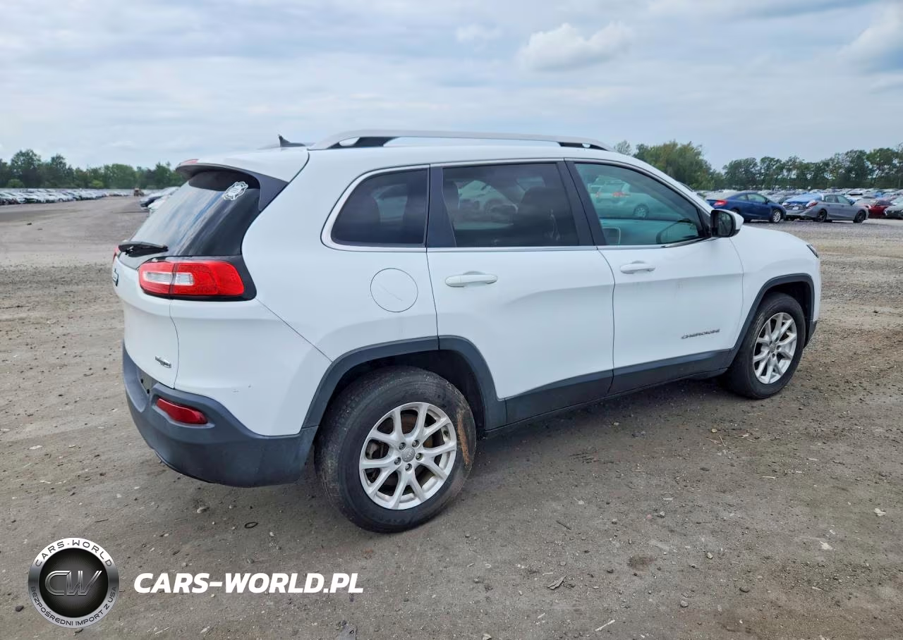 2014 Jeep Cherokee Latitude VIN:1C4PJMCB0EW201479 - 3