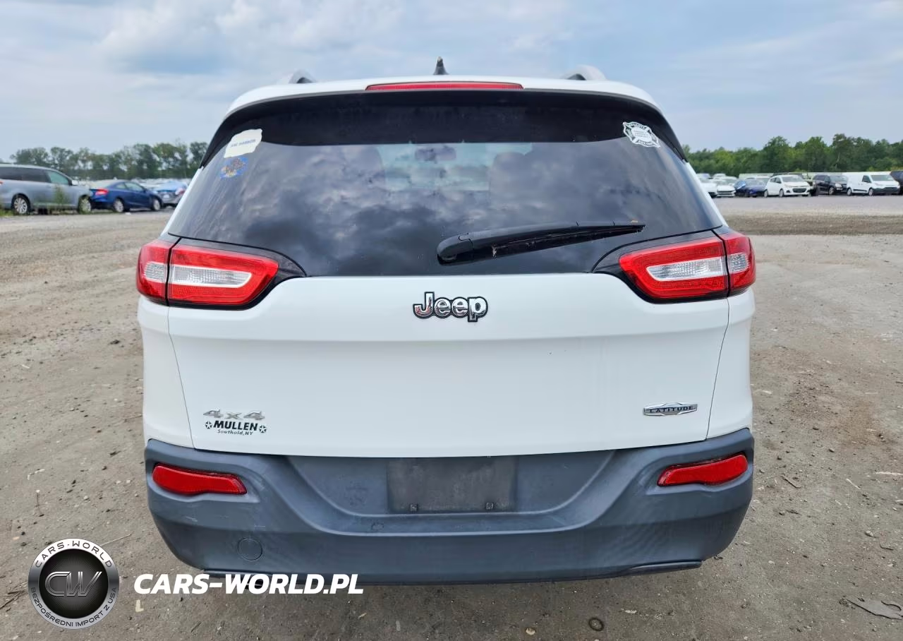2014 Jeep Cherokee Latitude VIN:1C4PJMCB0EW201479 - 6