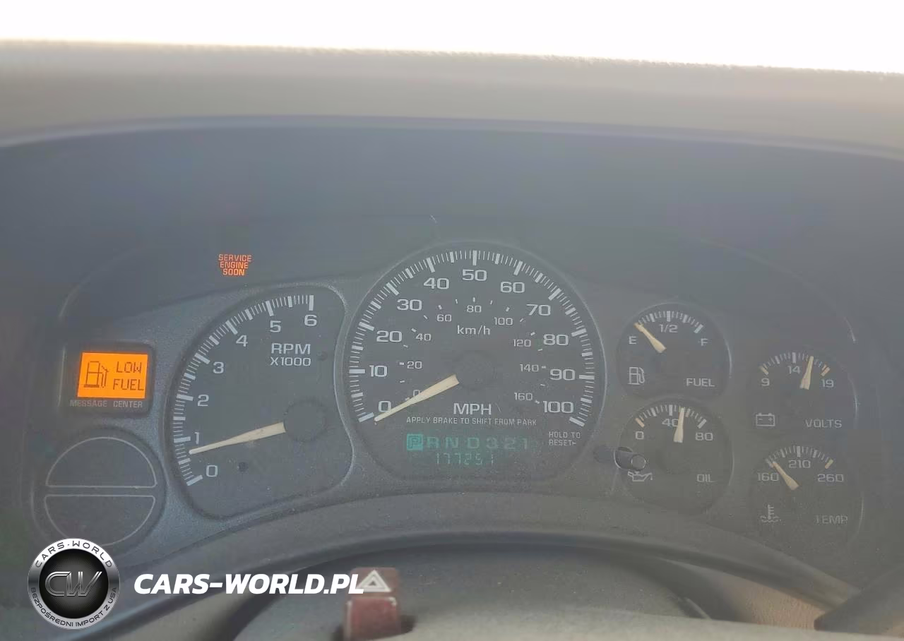 2002 Chevrolet Suburban K1500 VIN:1GNFK16Z52J106576 - 9