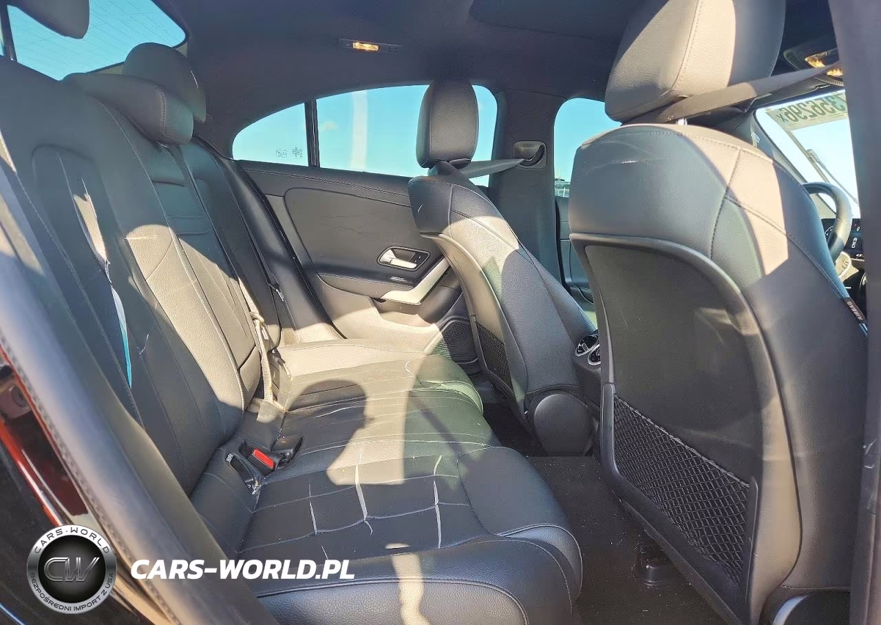 2025 Mercedes-Benz Cla 250 VIN:W1K5J4GB1SN555374 - 10