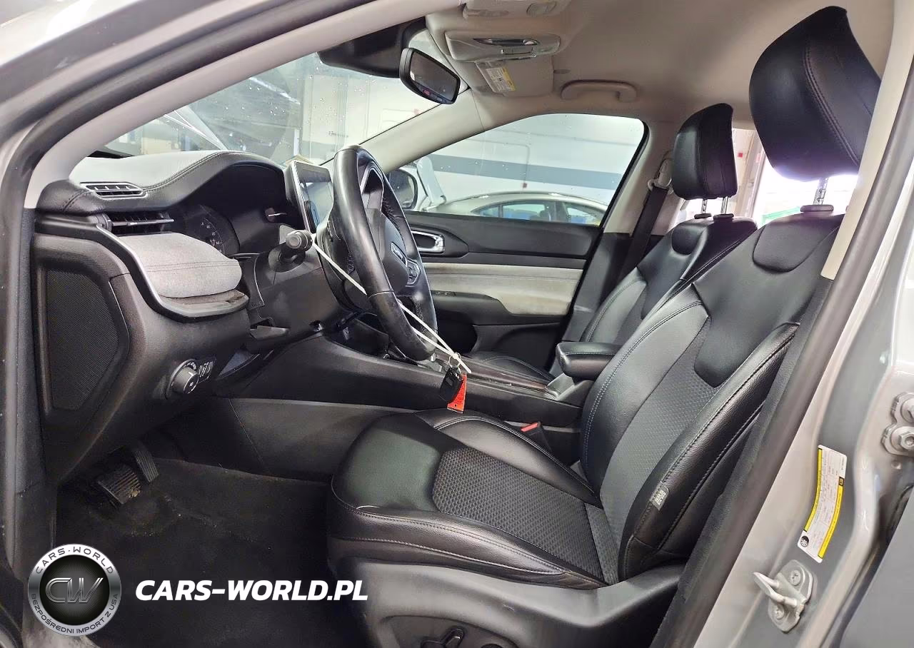 2022 Jeep Compass Latitude VIN:3C4NJDBB8NT103007 - 7