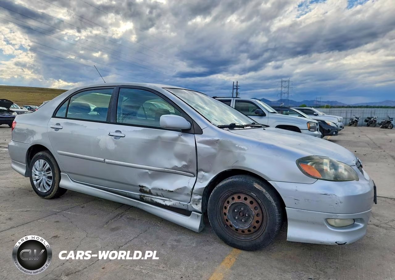 2005 Toyota Corolla Ce Automatic VIN:1NXBR32E76Z585388 - 4