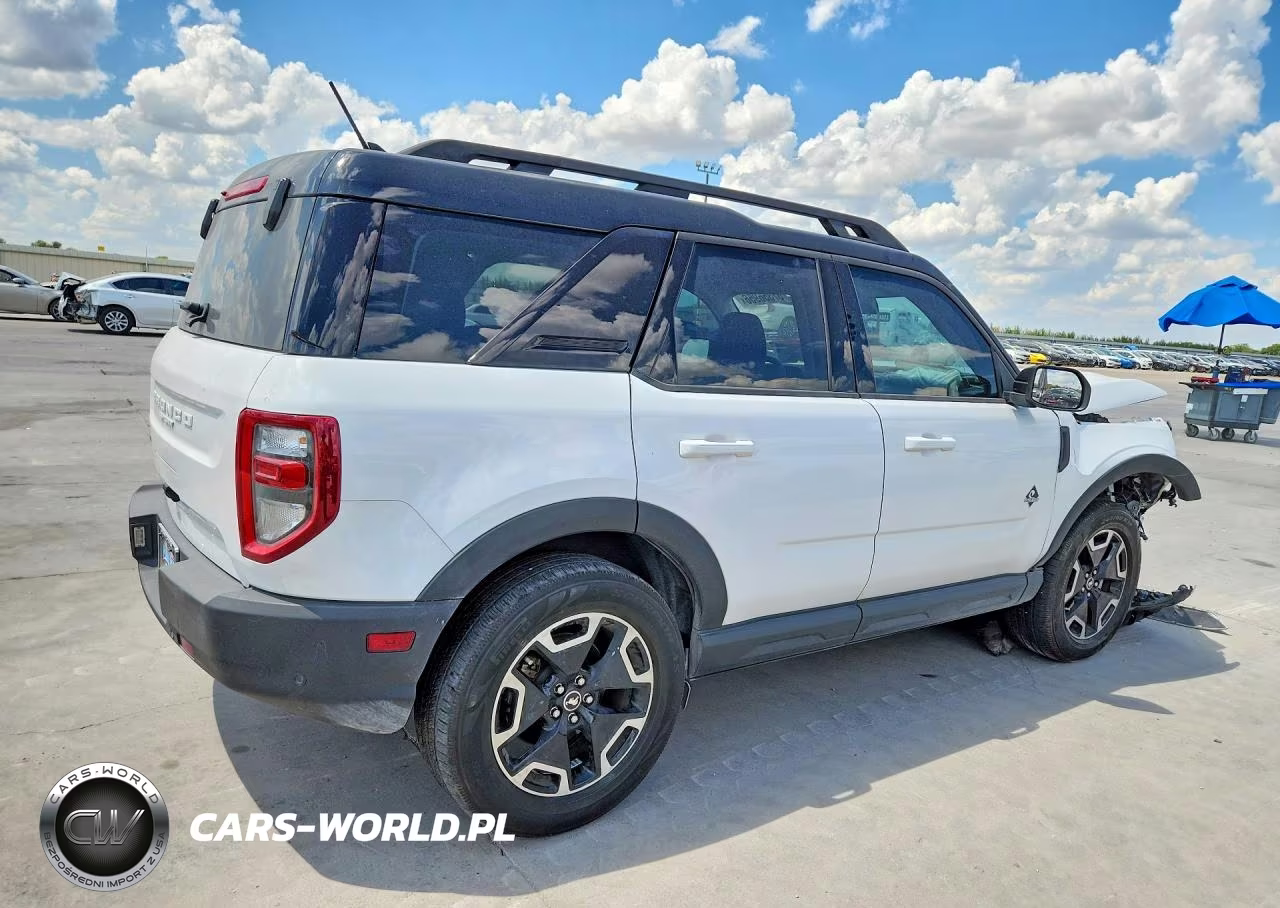 2024 Ford Bronco Sport Outer Banks VIN:3FMCR9C68RRE24008 - 3