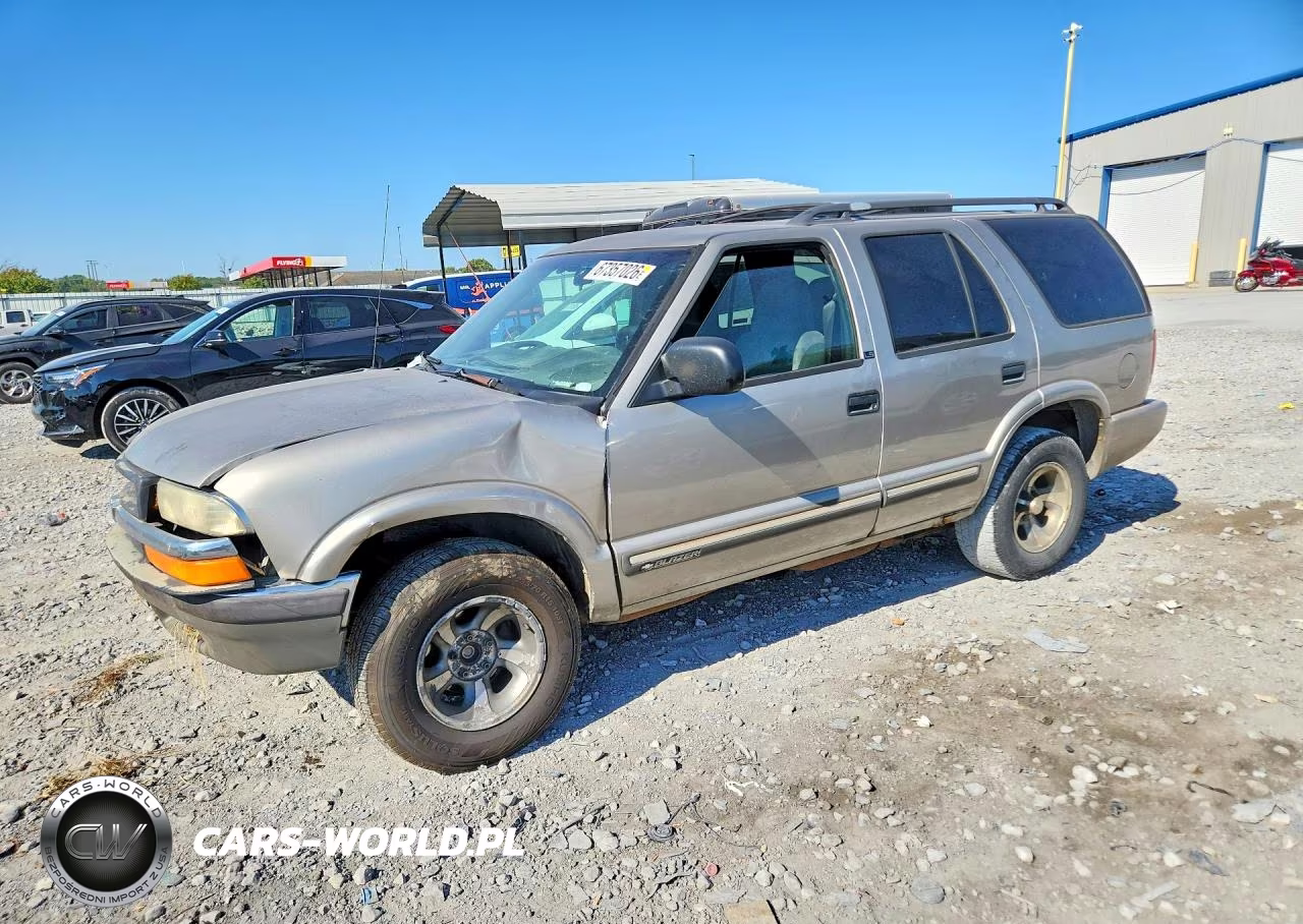 2001 Chevrolet Blazer VIN:1GNCS13W41K216783 - 1
