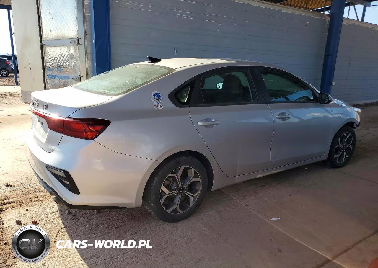 2021 Kia Forte Lxs VIN:3KPF24AD9ME306446 - 3