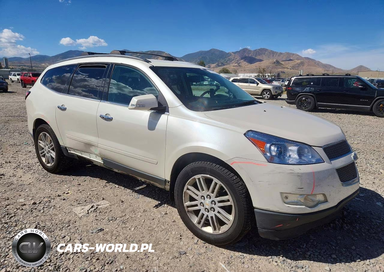 2015 Chevrolet Traverse Lt VIN:1GNKVGKD2FJ226067 - 4