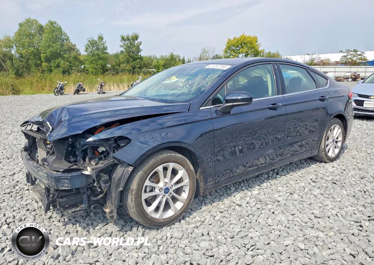 2020 Ford Fusion Se – zdjęcie 1 z 13