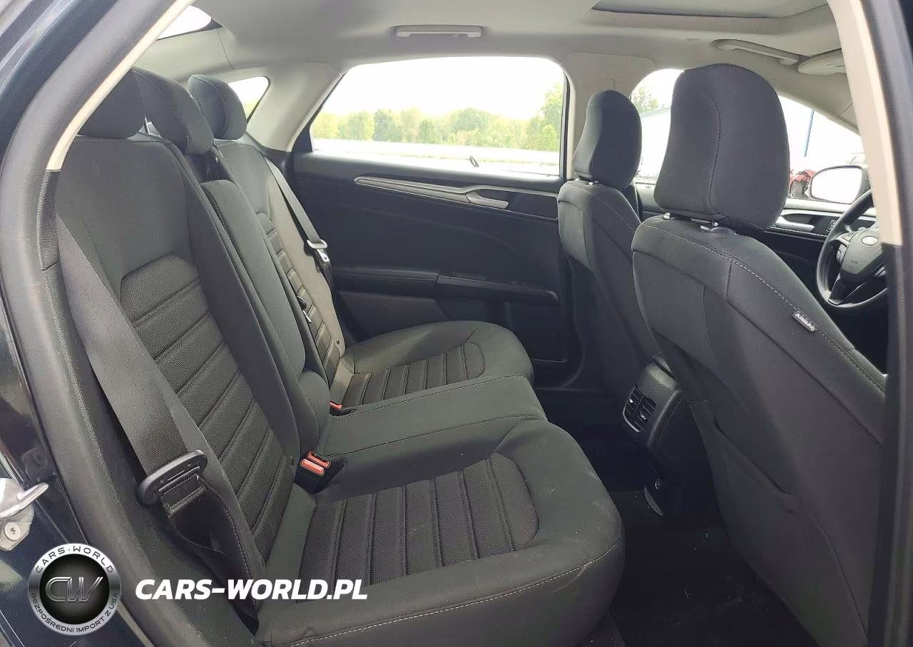 2020 Ford Fusion Se VIN:3FA6P0LU1LR265850 - 10