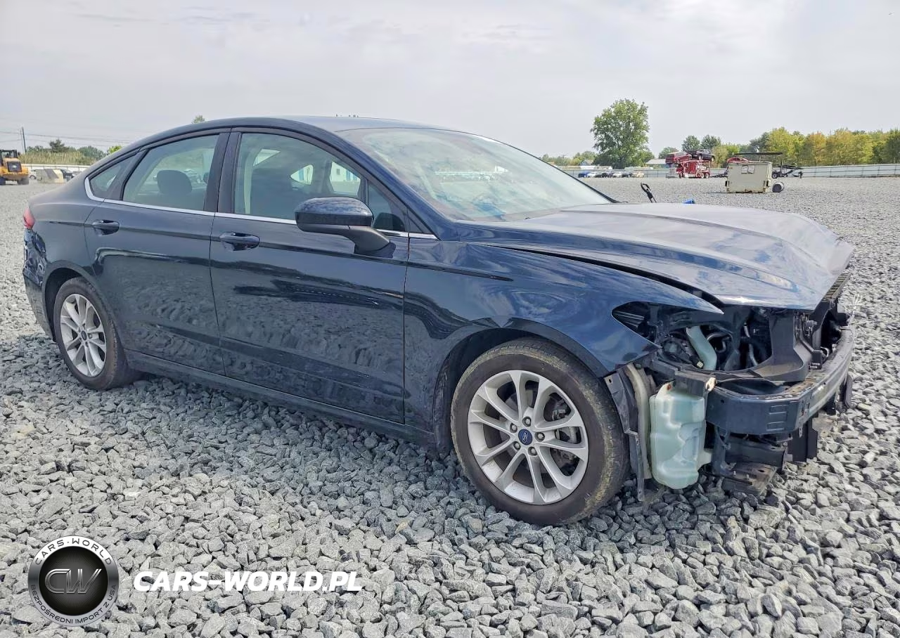 2020 Ford Fusion Se VIN:3FA6P0LU1LR265850 - 4
