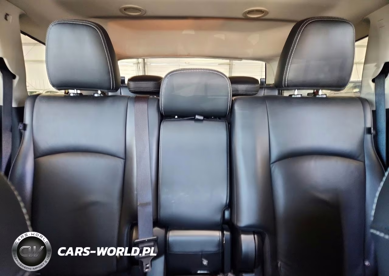 2018 Dodge Journey Crossroad VIN:3C4PDCGB0JT141604 - 10