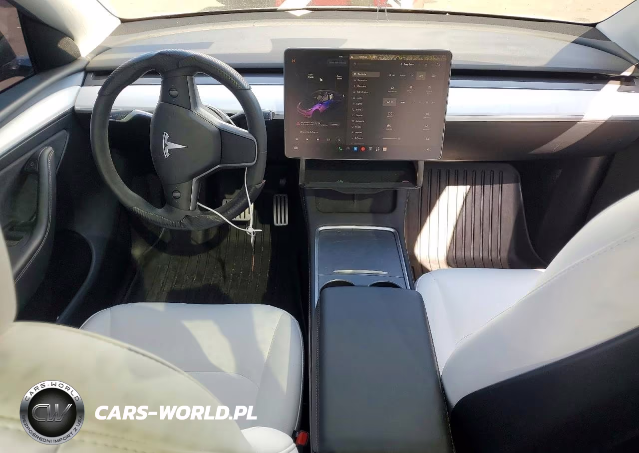 2024 Tesla Model Y VIN:7SAYGDEF3RF078518 - 8