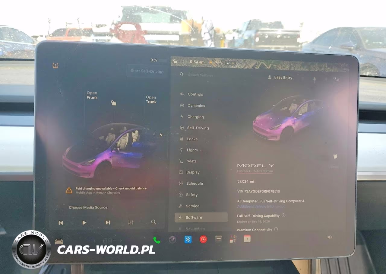 2024 Tesla Model Y VIN:7SAYGDEF3RF078518 - 9