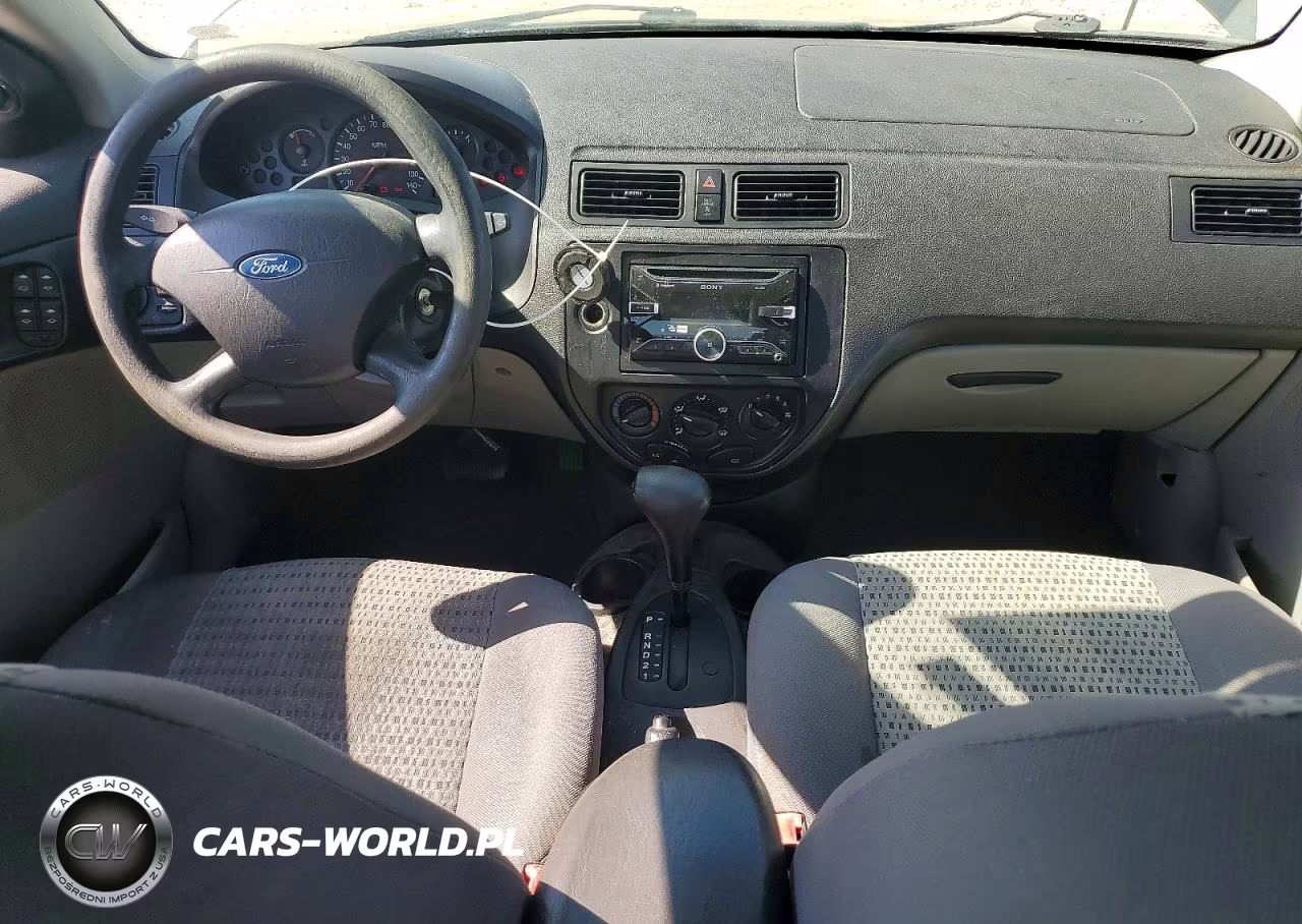2007 Ford Focus Zx4 VIN:1FAFP34N07W211046 - 8
