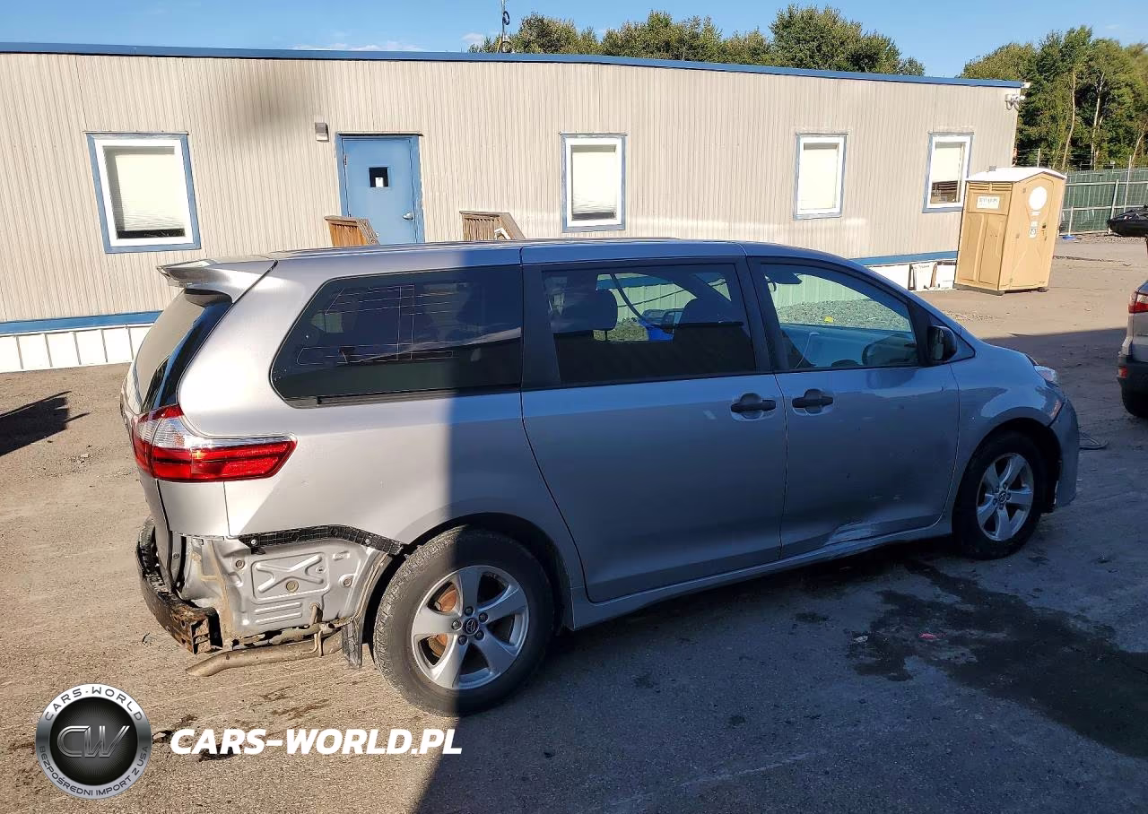 2018 Toyota Sienna L VIN:5TDZZ3DC6JS959503 - 3