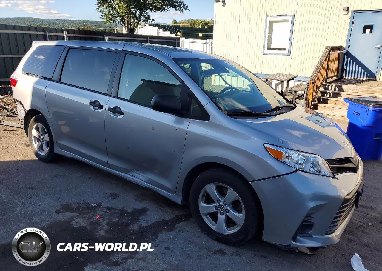 2018 Toyota Sienna L VIN:5TDZZ3DC6JS959503 - 4