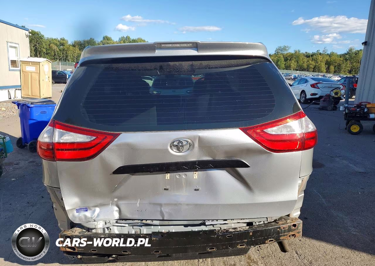 2018 Toyota Sienna L VIN:5TDZZ3DC6JS959503 - 6