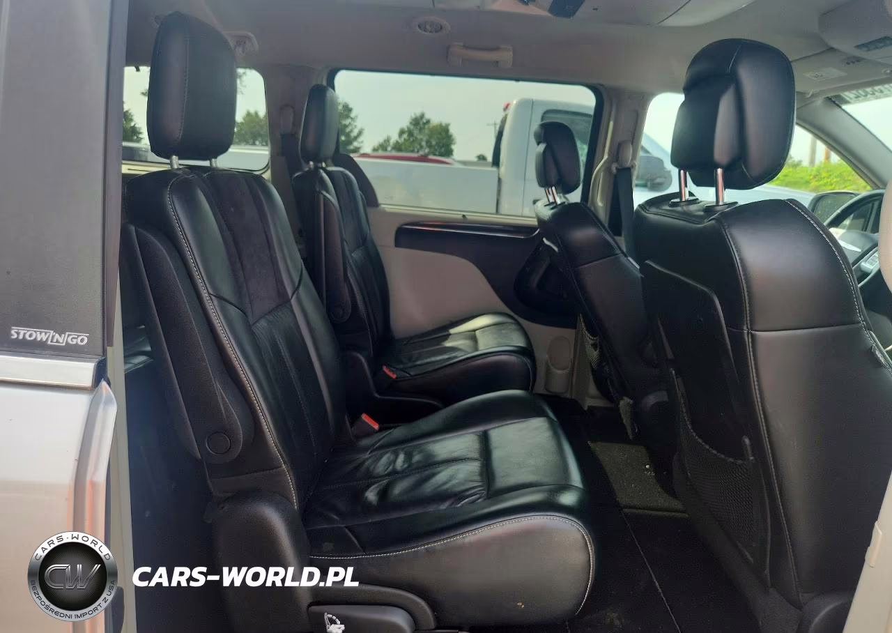 2011 Chrysler Town & Country Limited VIN:2A4RR6DG3BR712819 - 11