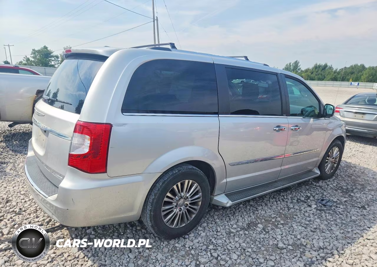 2011 Chrysler Town & Country Limited VIN:2A4RR6DG3BR712819 - 3
