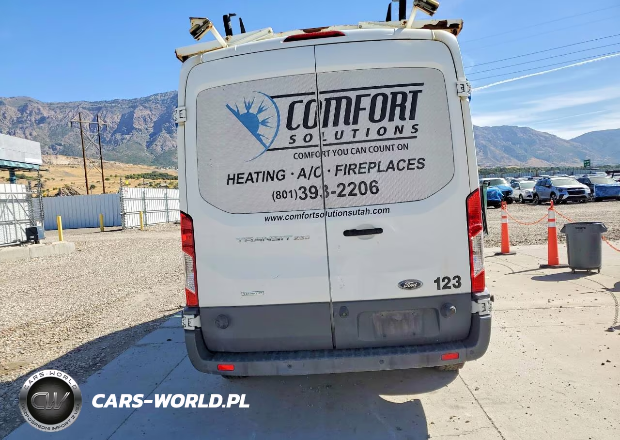 2017 Ford Transit T-250 VIN:1FTYR2CG2HKB34621 - 6