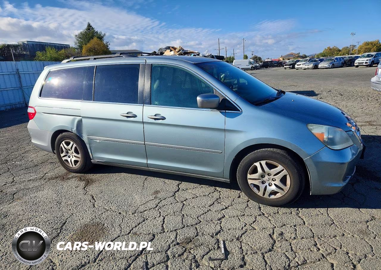 2005 Honda Odyssey Exl VIN:5FNRL386X5B119241 - 4
