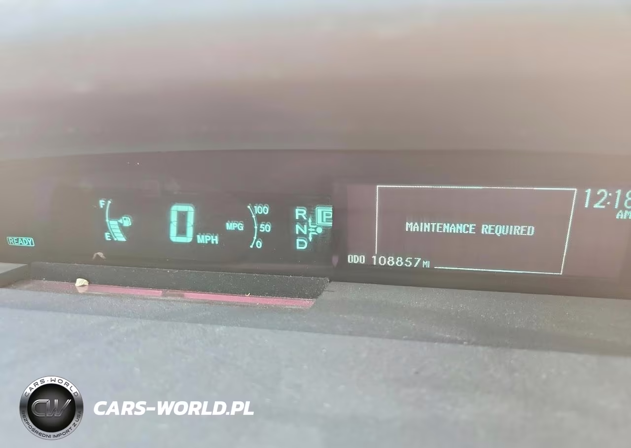 2015 Toyota Prius Two VIN:JTDKN3DU3F0482951 - 9